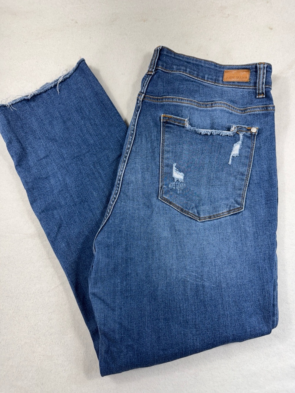 Judy Blue Straight Leg Distressed High Rise Raw Hem Women’s 16